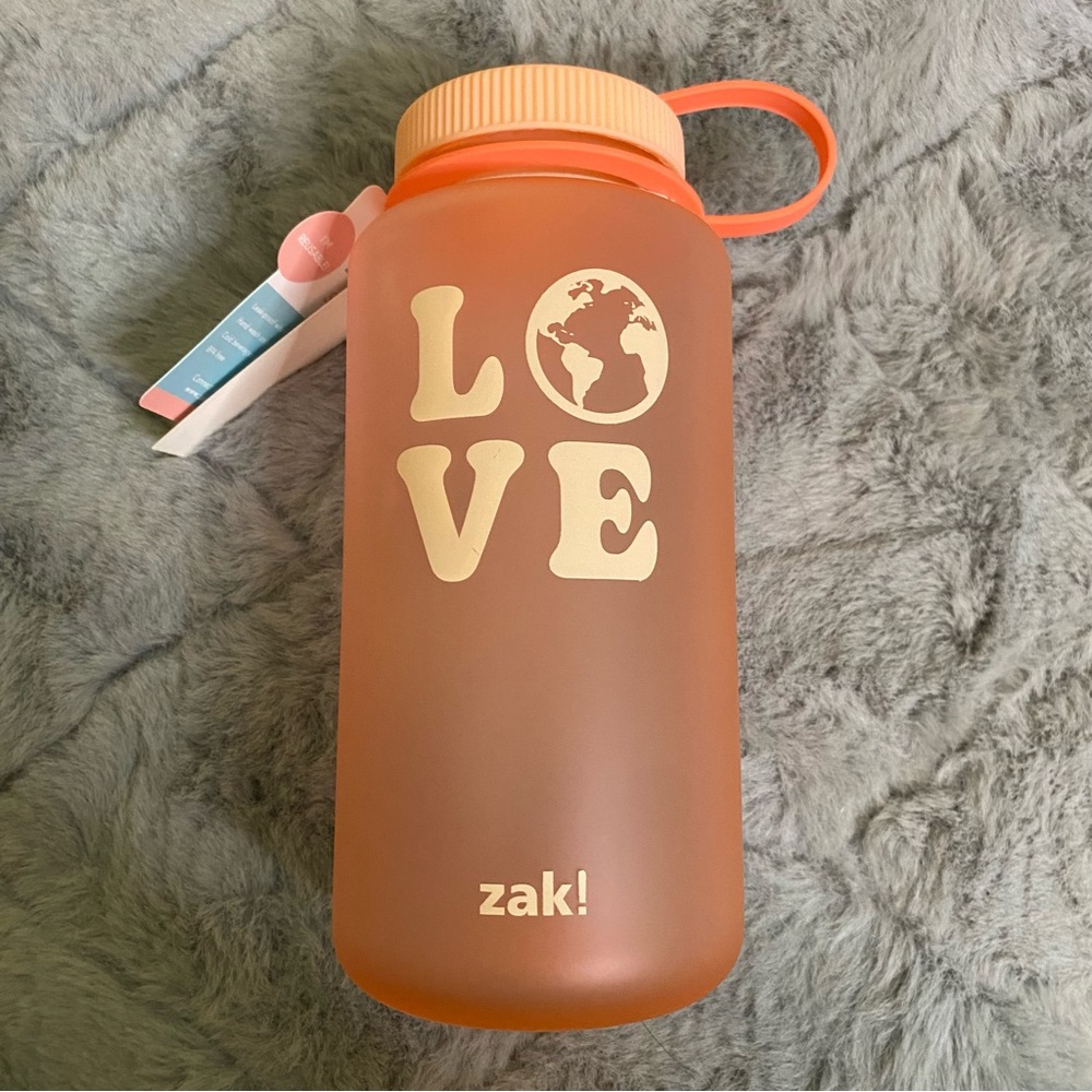 Zak plastic water bottle